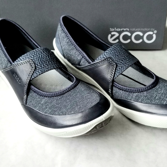 biom life mary jane sneaker